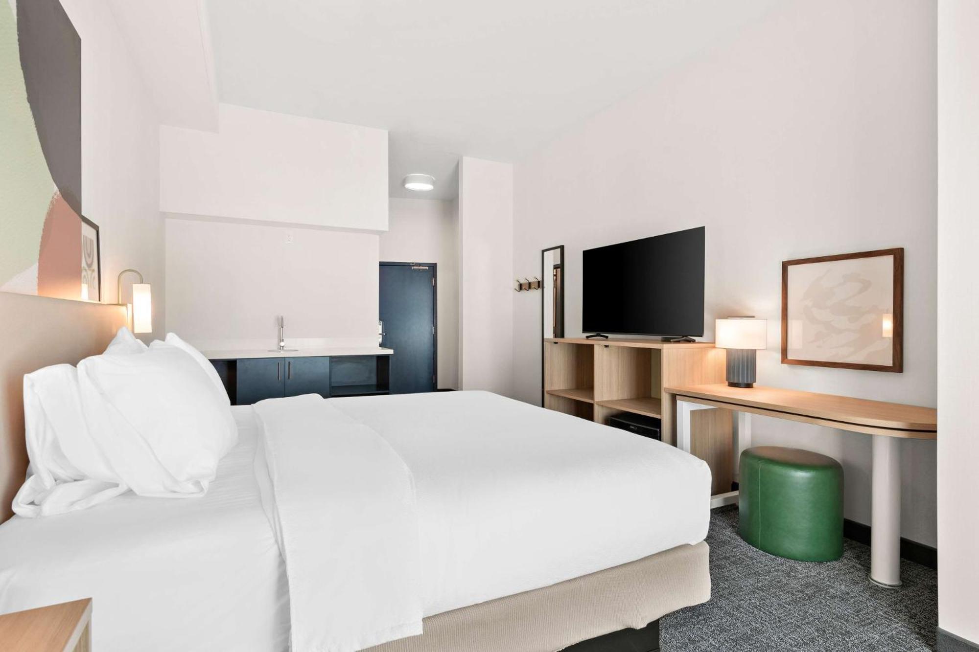 Spark By Hilton Exton Luaran gambar