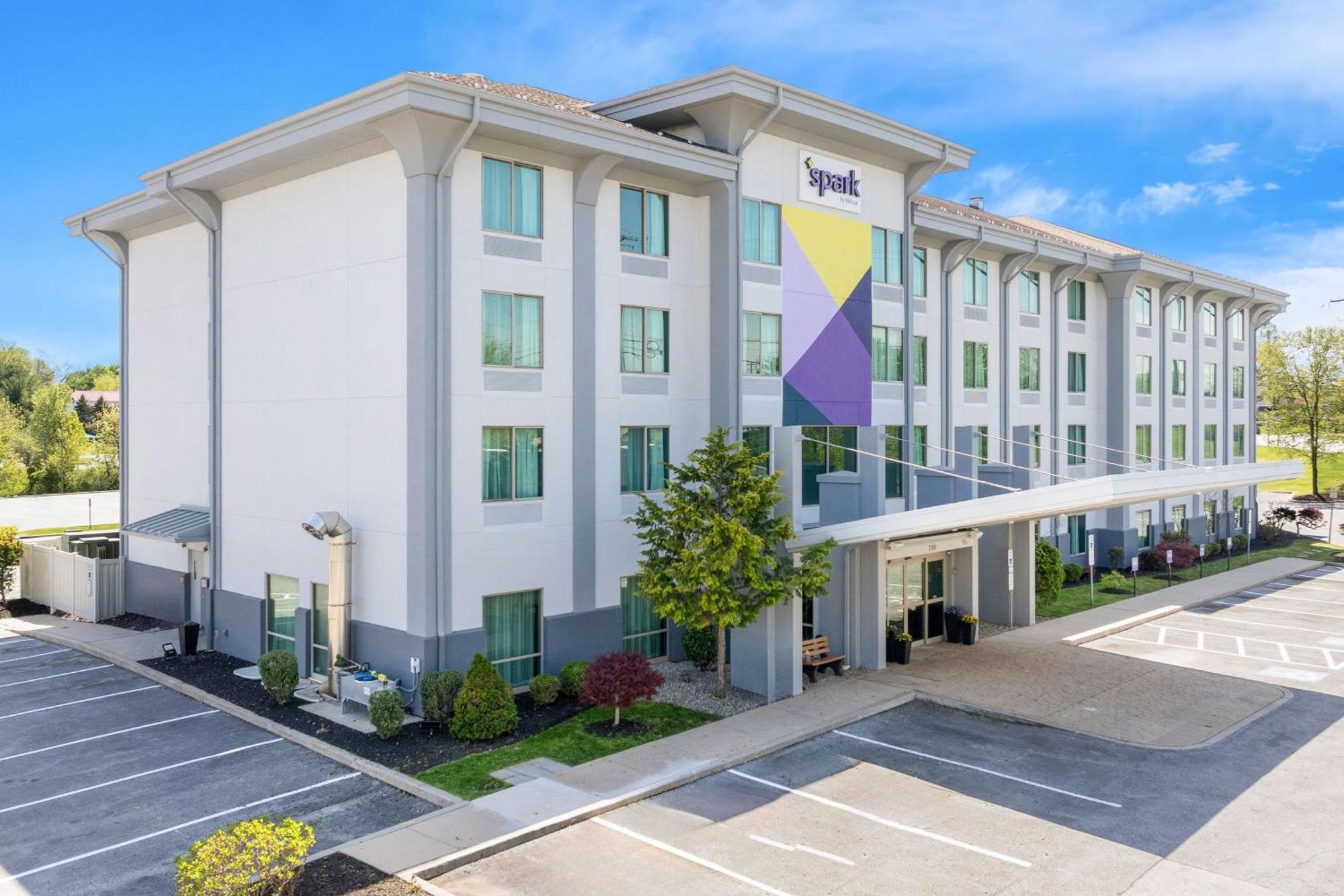 Spark By Hilton Exton Luaran gambar