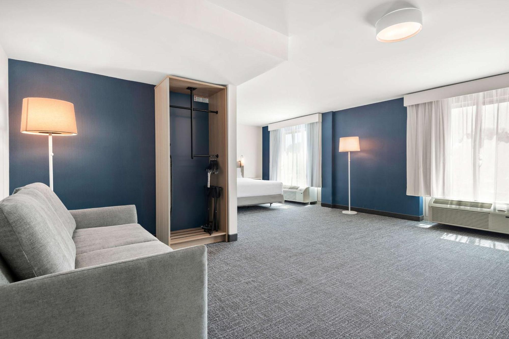Spark By Hilton Exton Luaran gambar