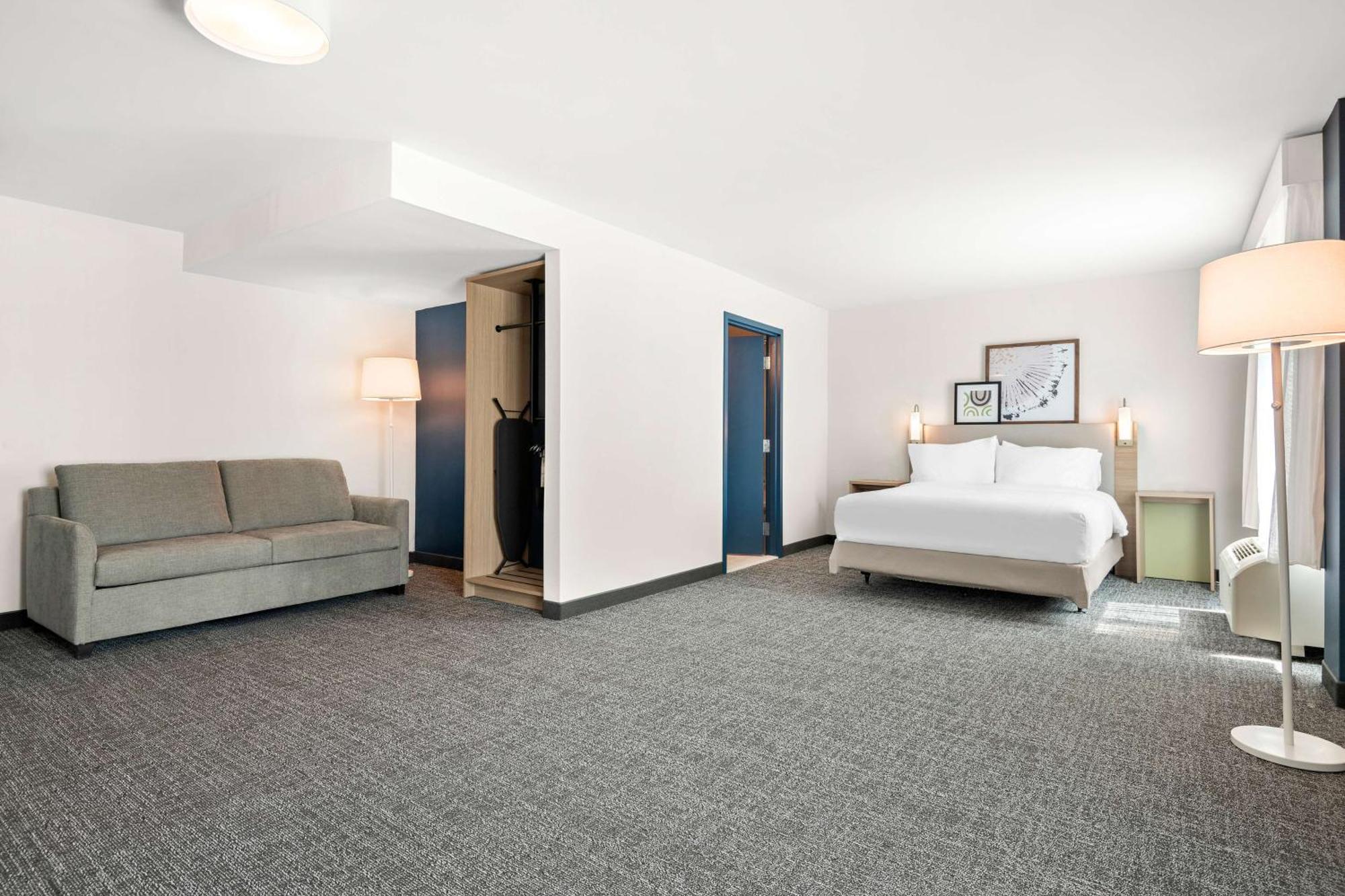 Spark By Hilton Exton Luaran gambar
